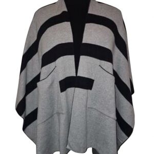 KARL LAGERFELD PARIS 
STRIPED KNIT POCKET SHAWL OS NWT